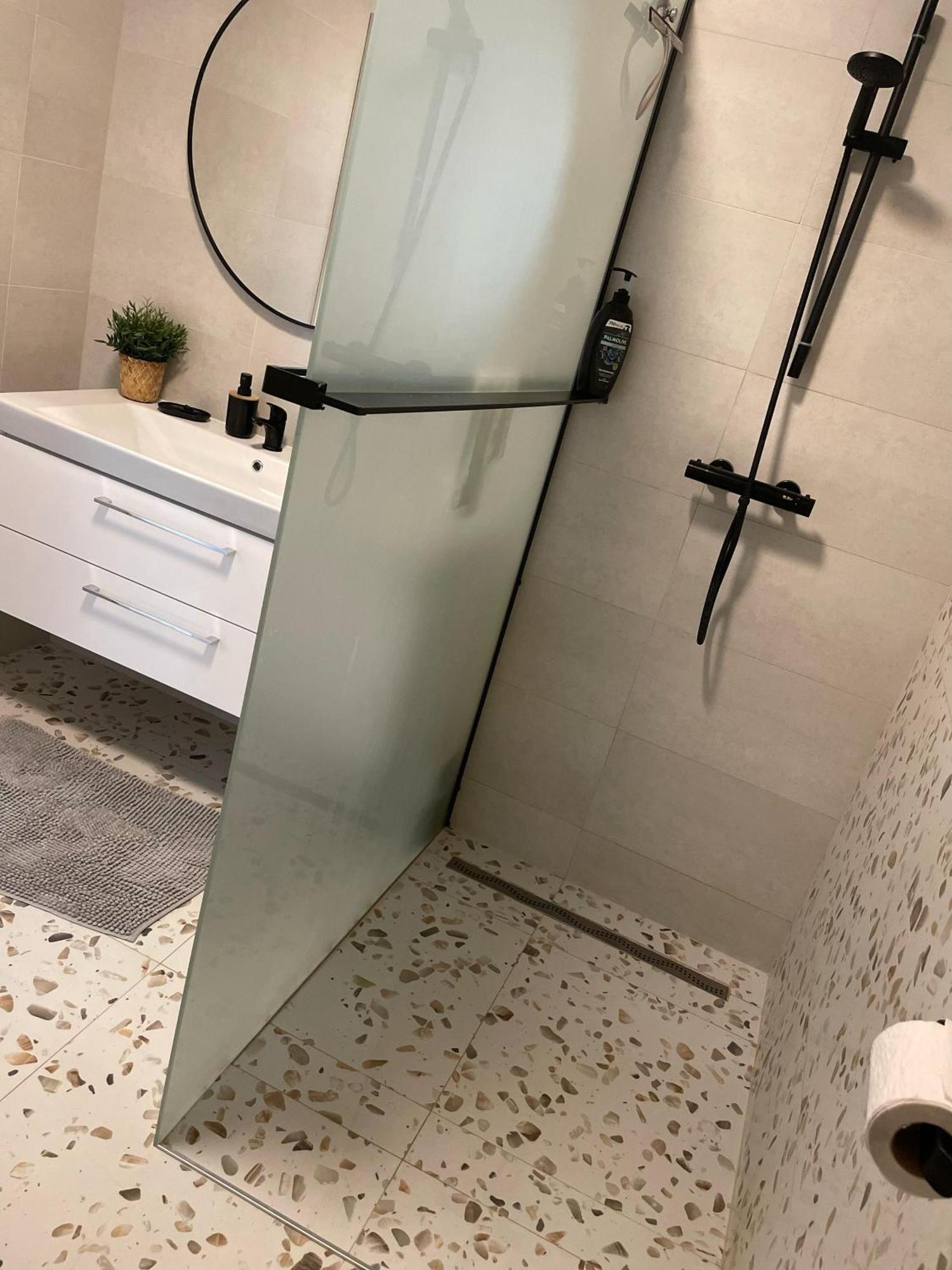 Klimatizovany Apartmanovy Dom, S Virivkou, 1B Senec Extérieur photo